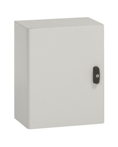 Щит навесной Legrand 035509 в Уфе Щиты электрические Pintop.ru