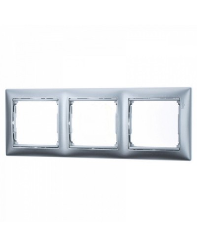 Рамка 3п Valena Legrand 770153 в Уфе Аксессуары для кабель-канала Pintop.ru